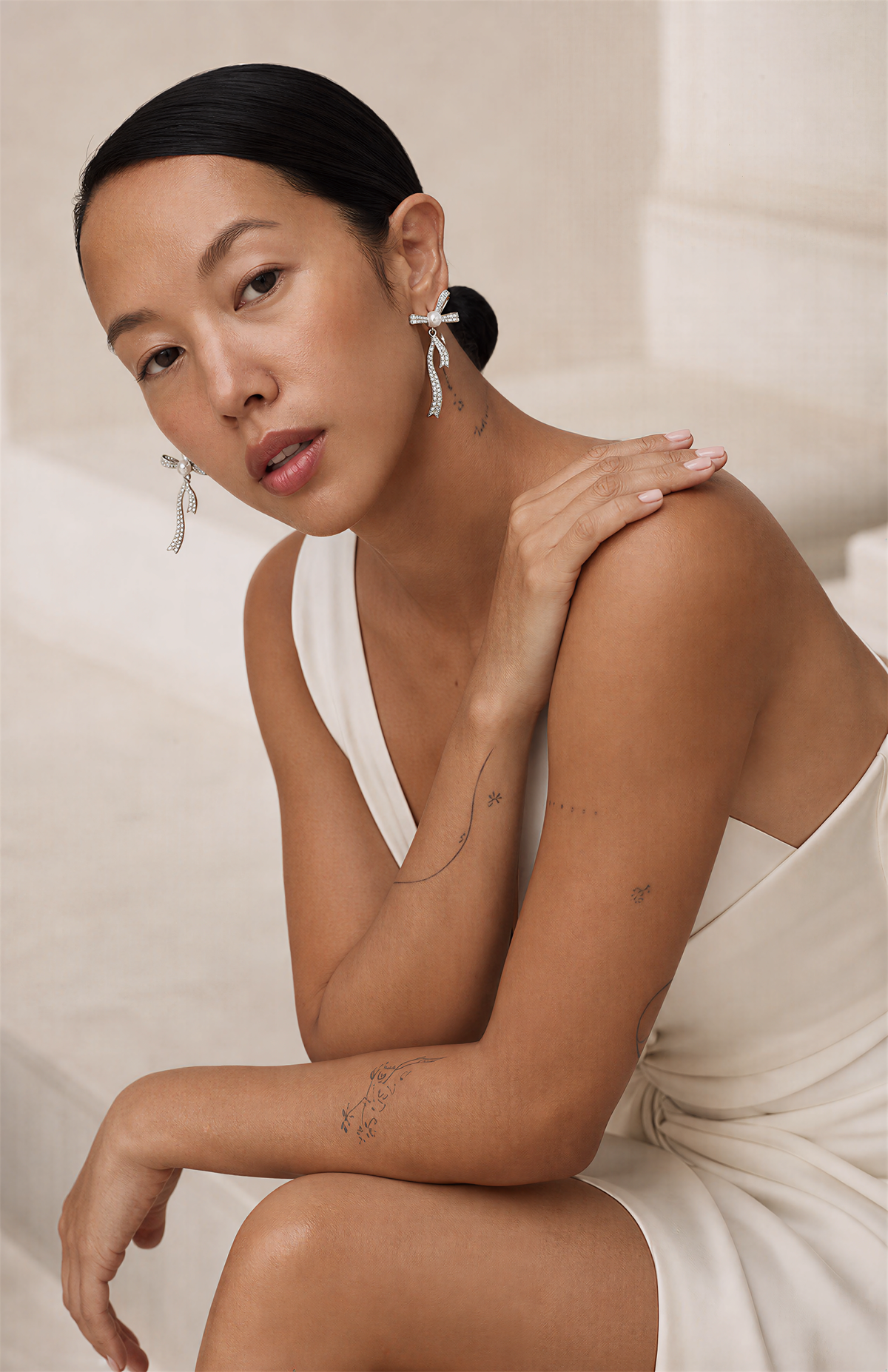 Genuine Freshwater Round Pearl Ribbon Bow Earrings