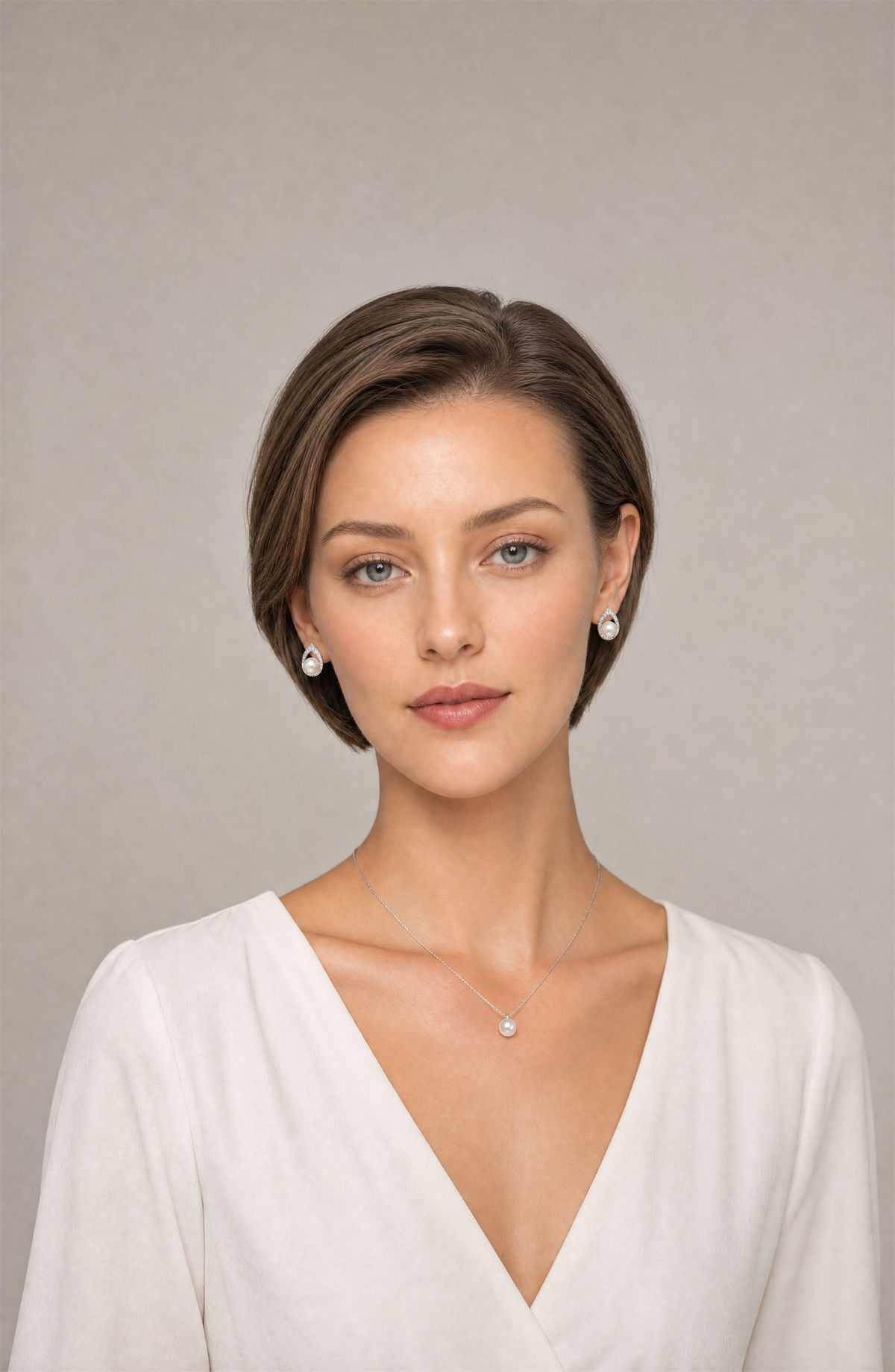 Genuine Freshwater Round Pearl Water Droplet Earrings
